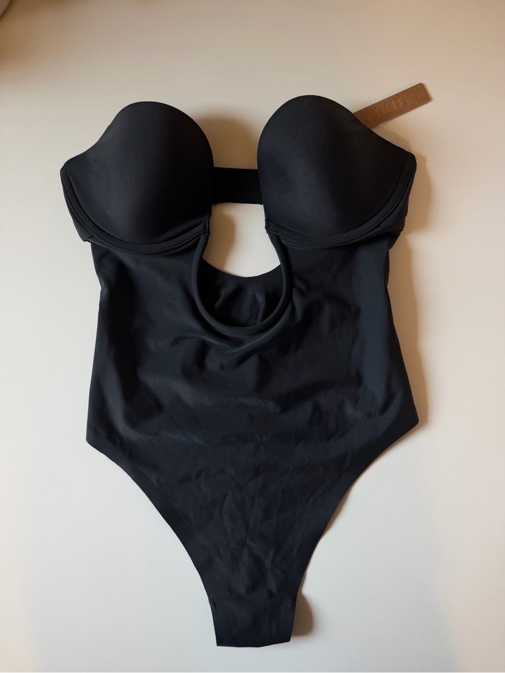 Skims Deep Plunge Bodysuit Small NWT